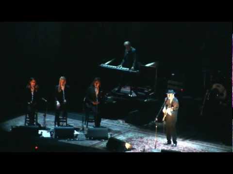 Brooklyn - Leonard Cohen performance 4