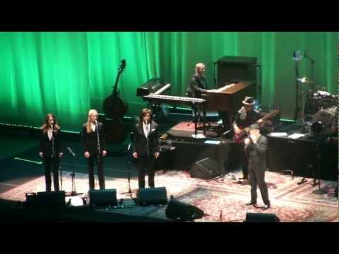 Brooklyn - Leonard Cohen performance 5