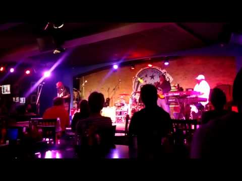 Blues bar - Live music - Chicago - May 2012 - 2