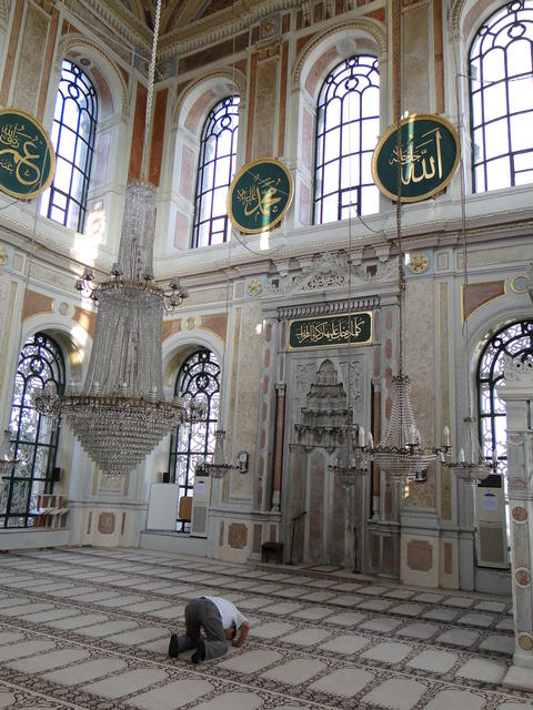 rp_Ortakoy-Mosque-Istanbul-26