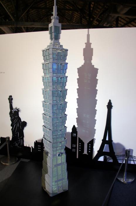 rp_Lego-Exhibition-Songshan-Cultural-District-Taipei-_6_