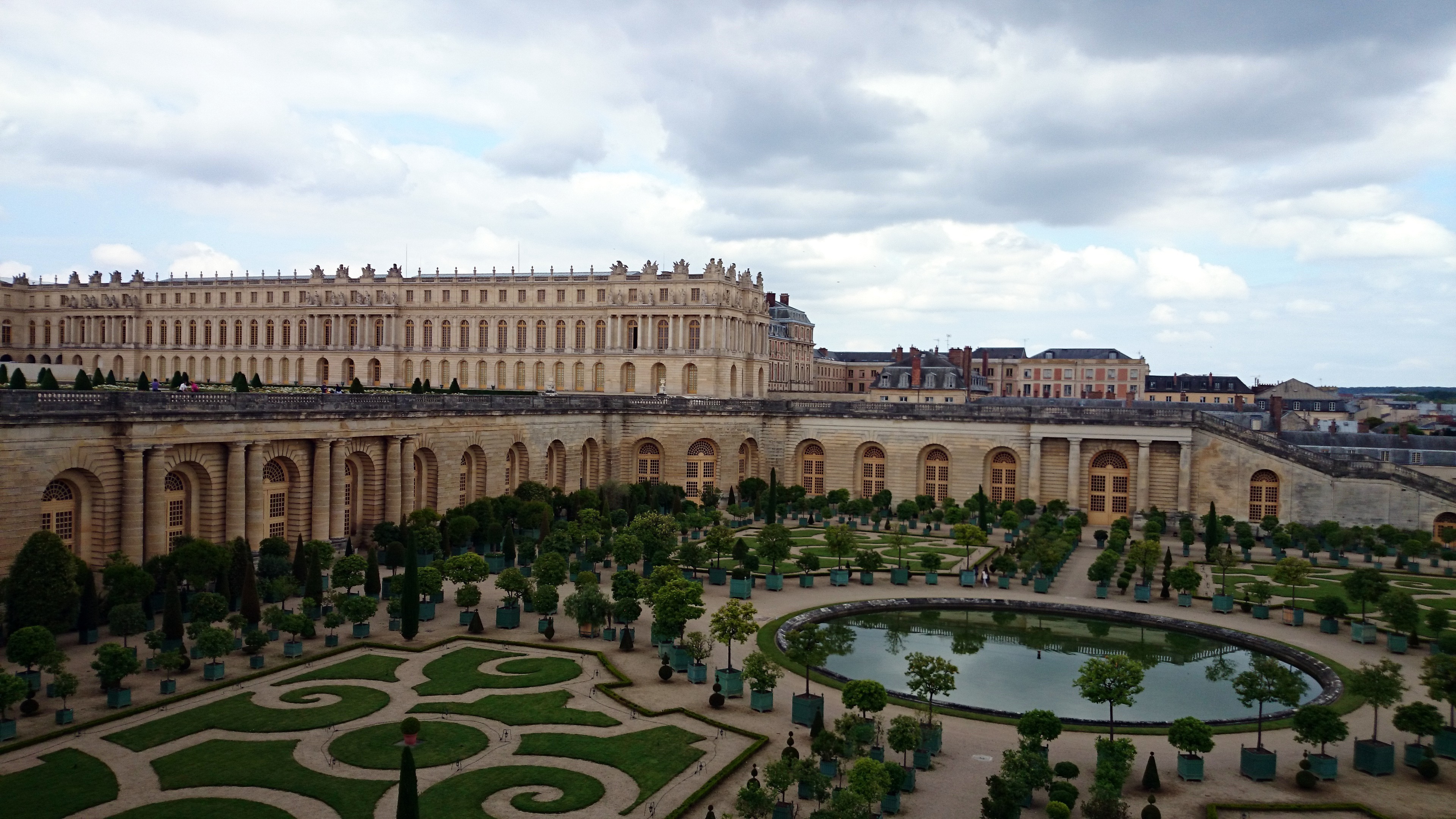 Версальский дворец Архитектор