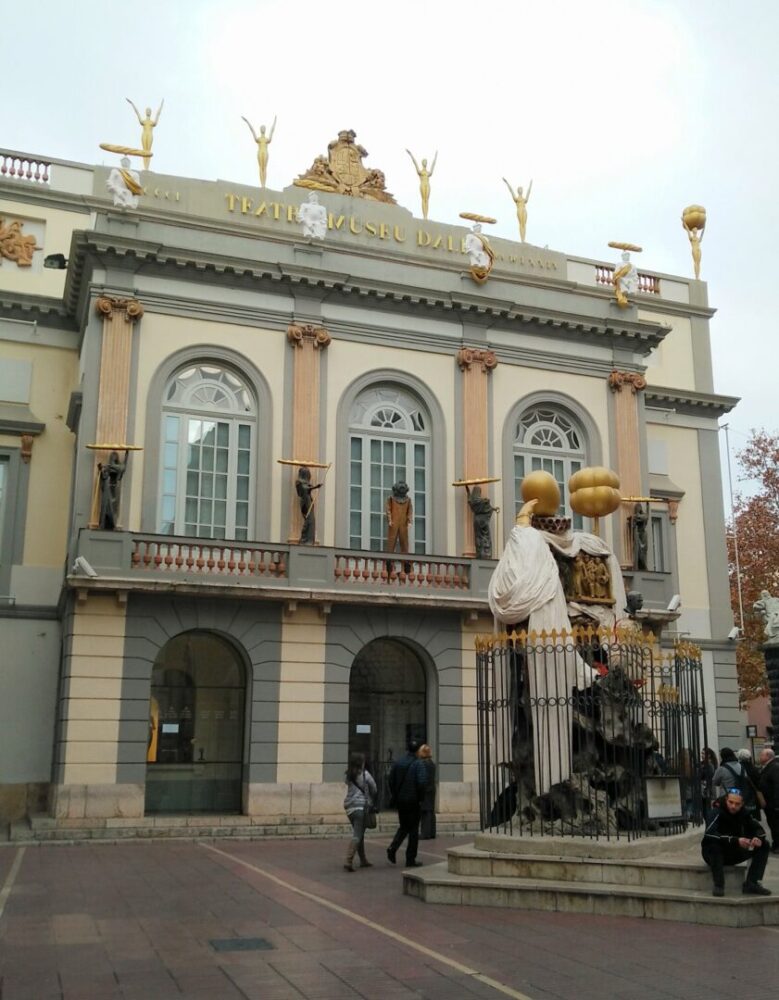 Dalí Theatre and Museum  Figueres Spain (1)