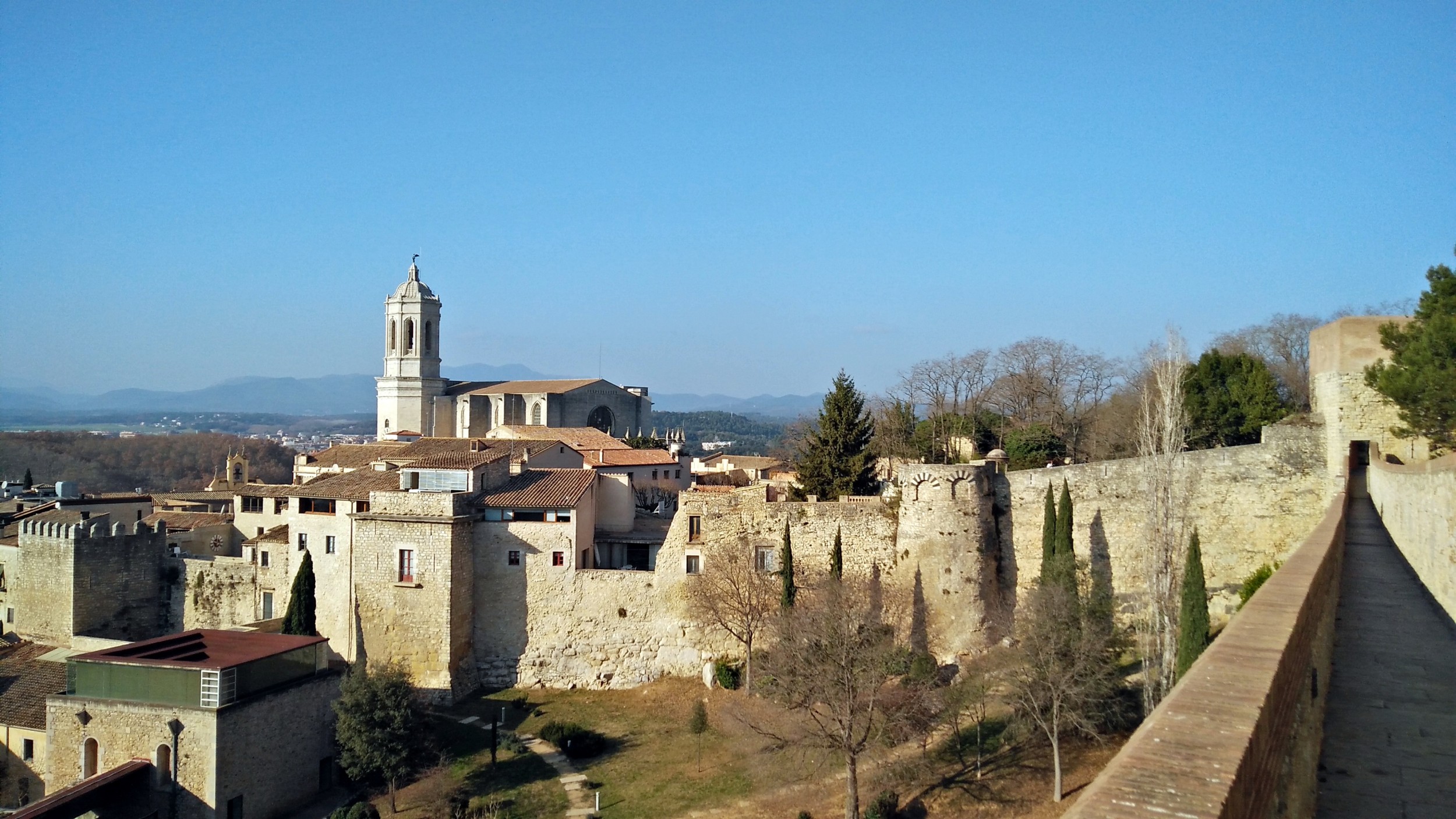 University of Girona wall walk: Spain | Visions of Travel